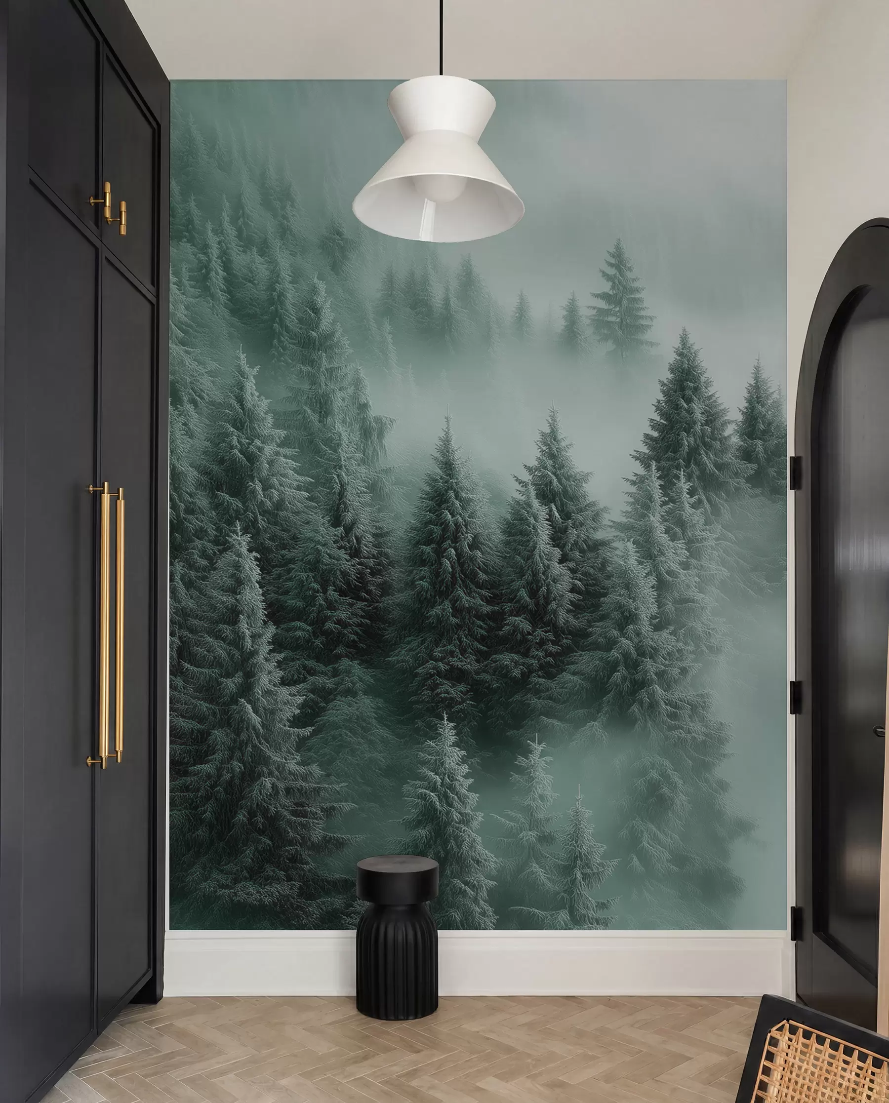 Murale Brouillard épais enveloppant une forêt enneigée du matin dans des tons de vert w02064v1