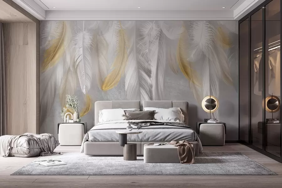 Fototapete Weiße und gelbe Federn hängen vor einem weichen grauen Hintergrund und bilden eine zarte und luftige Komposition w08670