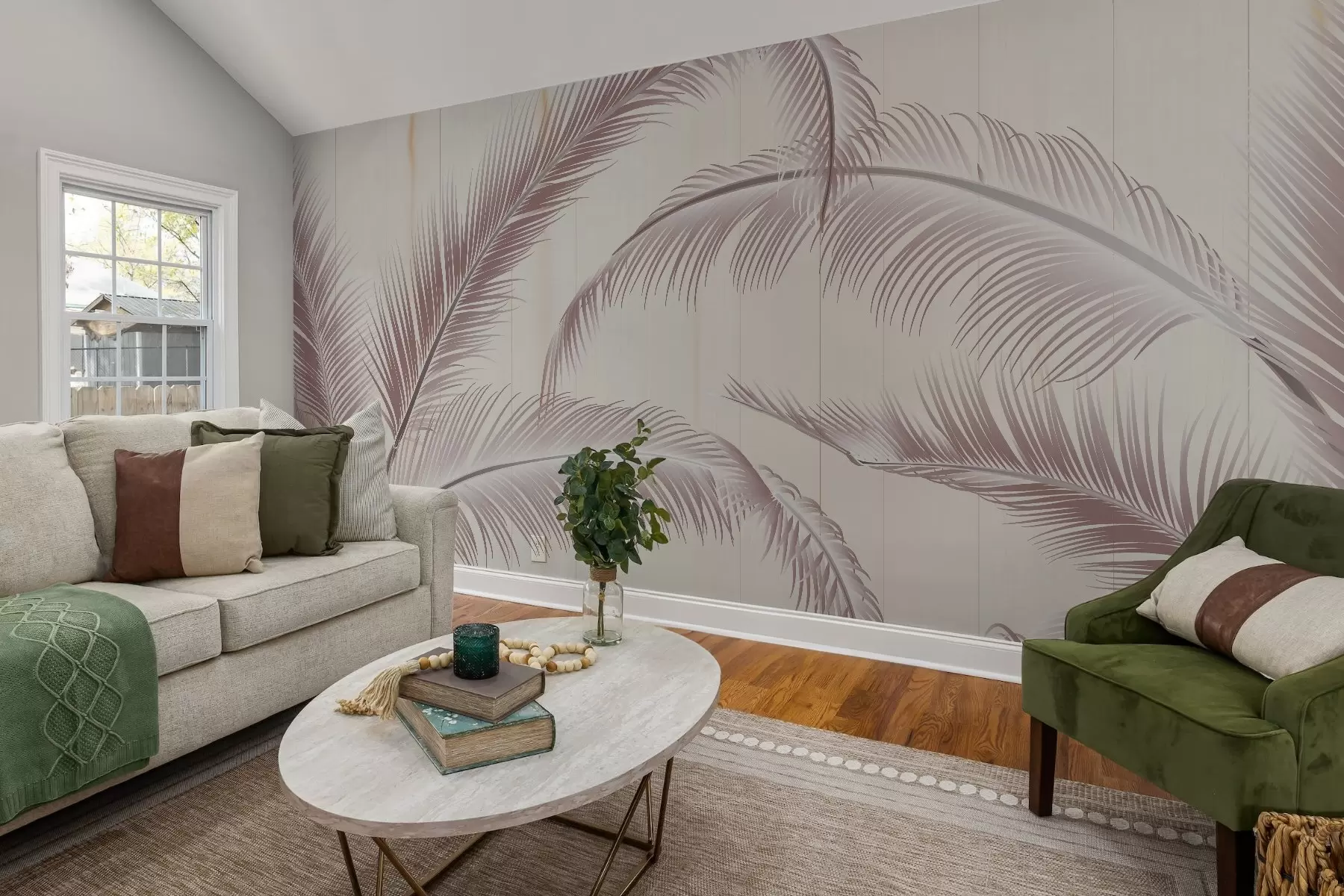 fototapeter Stort fjermønster i bløde rosa og beige toner på en lys baggrund med lodrette linjer, der giver et strejf af elegance w08685