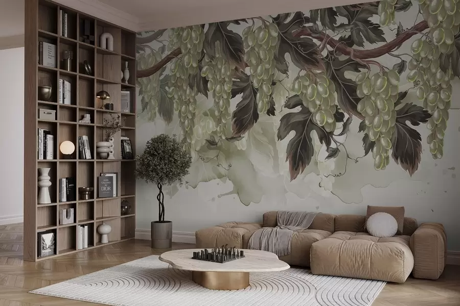 Fototapete Weintrauben, die an einer Rebe mit grünen Blättern hängen, vor einem hellen Hintergrund mit aquarellartigen Texturen w08696