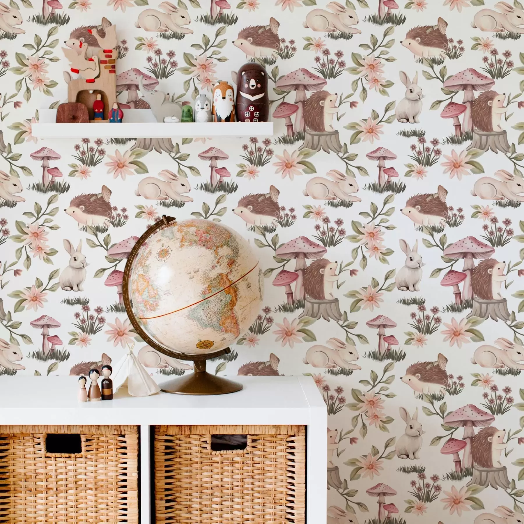 Fototapete Igel und Kaninchen auf weißem Hintergrund mit zarten Blumen und Pilzen a00111v2