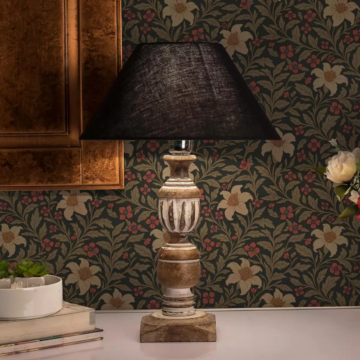 Baggrund Mørk baggrund med gule og røde blomster i jugendstil a00293