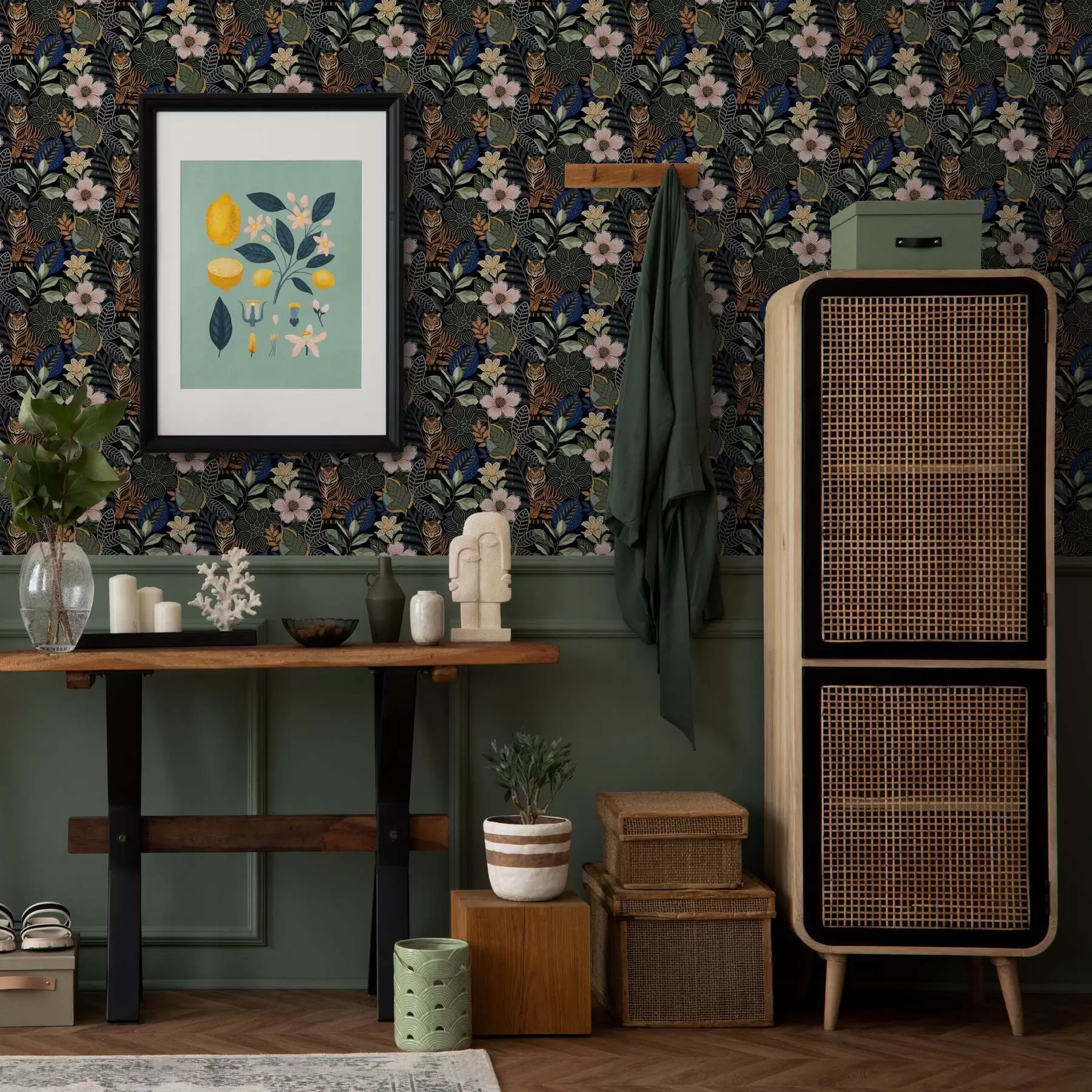 fototapeter Tigre blandt lyse tropiske blomster og blade a00426