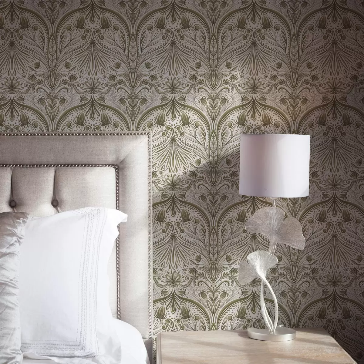 Baggrund Symmetrisk barokmønster med blomstermotiver a00436