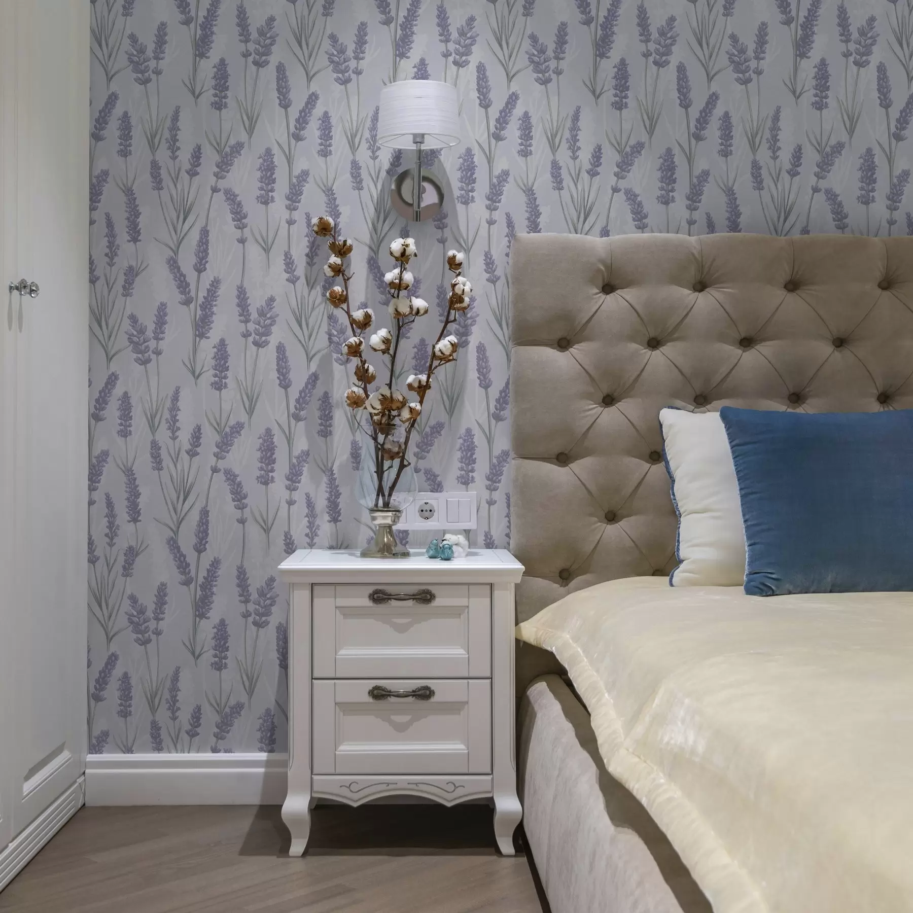 Fototapete Lavendelzweige in einer blassvioletten Aquarellpalette a00447