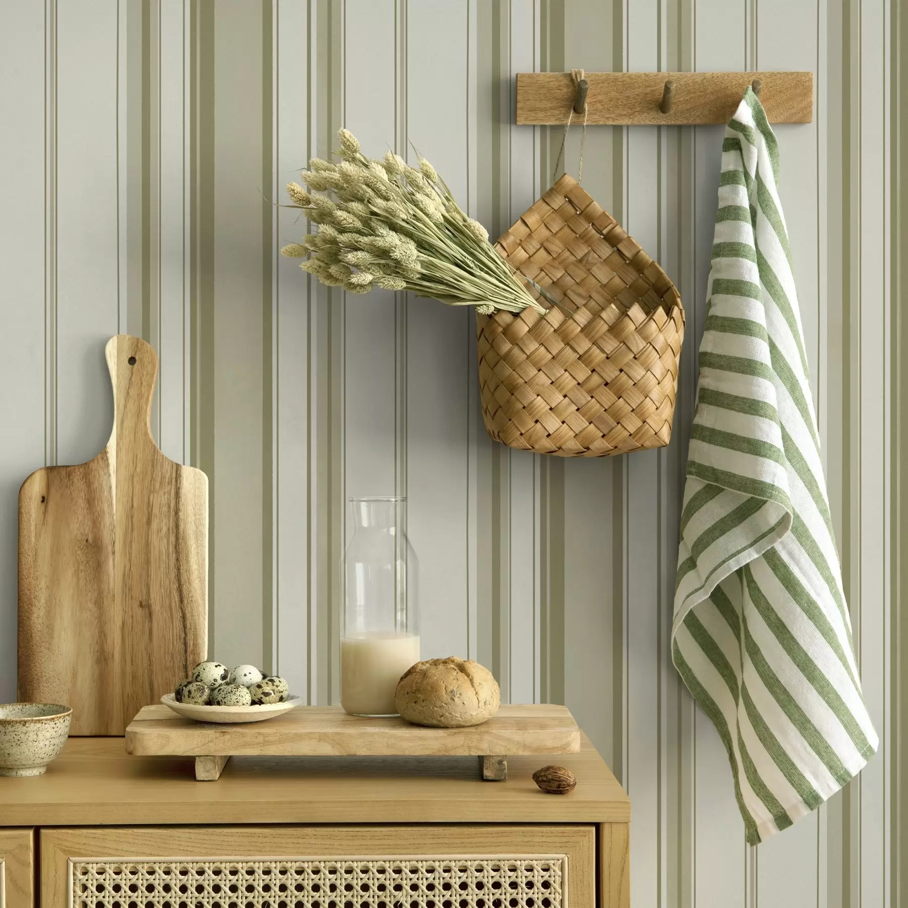 Murale Fond crème avec des rayures gris-beige de différentes largeurs a00521