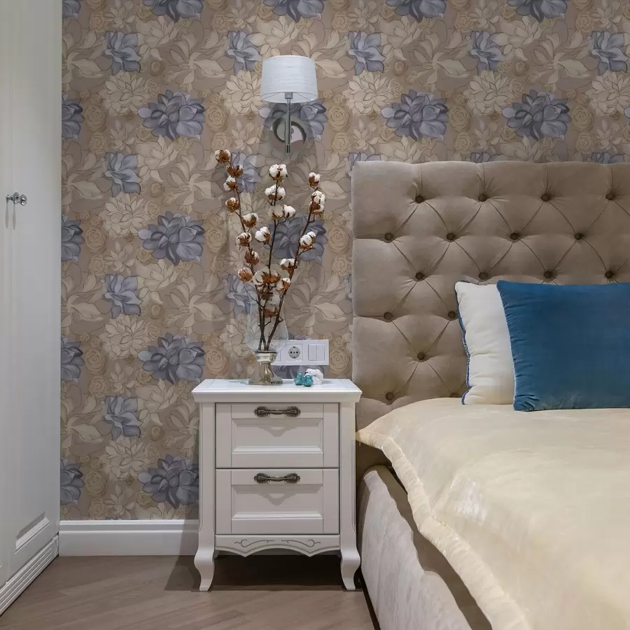 fototapeter Cremefarvede og blå blomster på en varm beige baggrund a00634v1