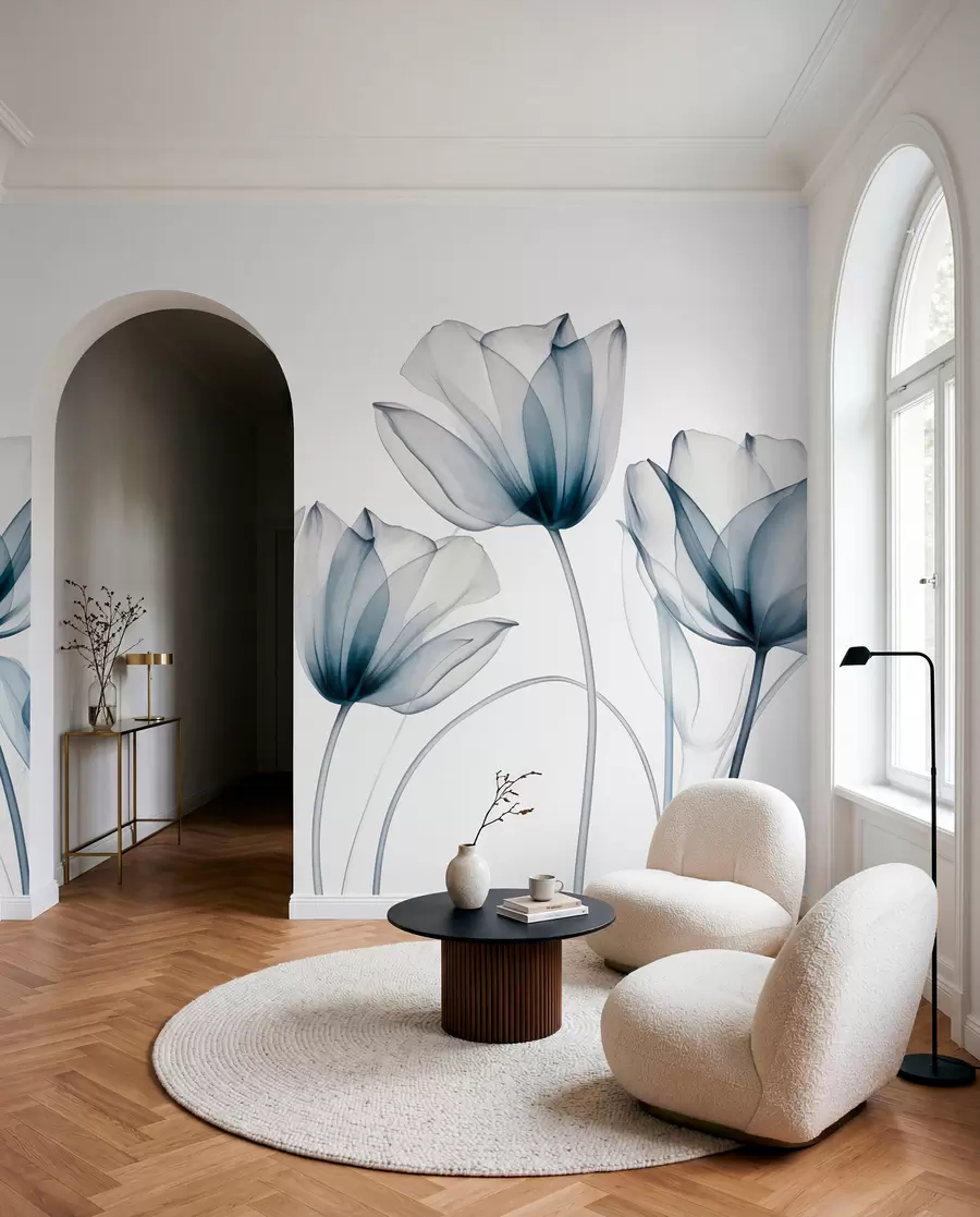 Murale Fleurs de tulipes bleues et blanches translucides à longues tiges, sur fond clair, art floral délicat et texturé w09538