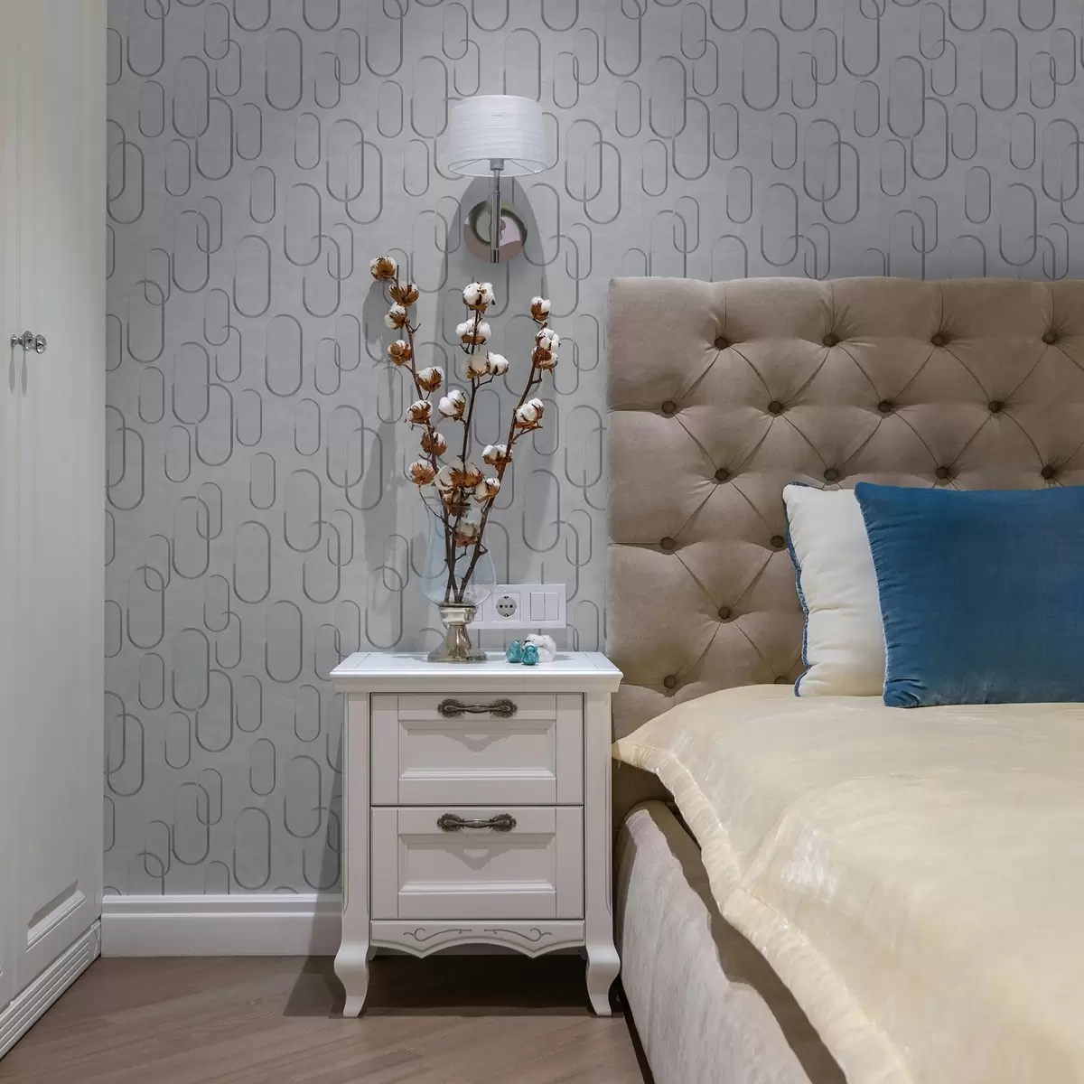 Tapete Heller Hintergrund mit länglichen Ovalen, graue Umrisse a00921