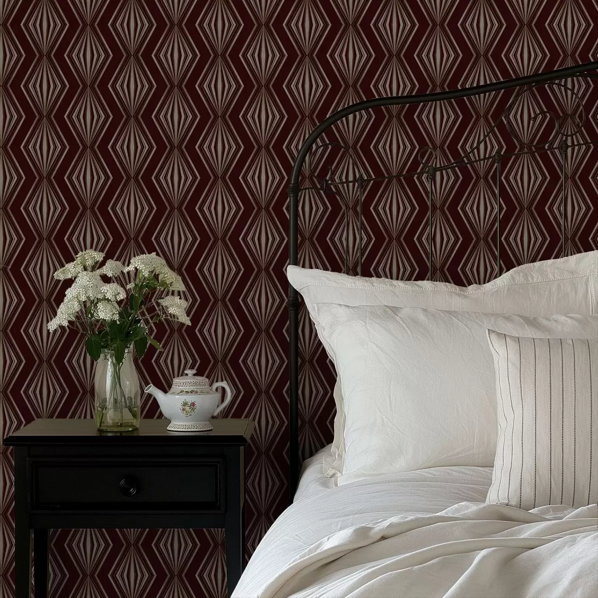 Papier peint Motif géométrique en losanges sur fond brun vin a00925v1