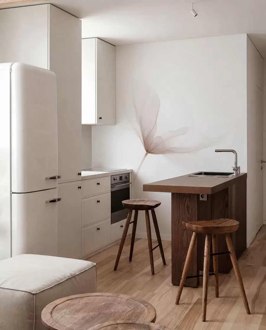 fototapeter Luftige beige blomster i minimalistisk lys stil w09734